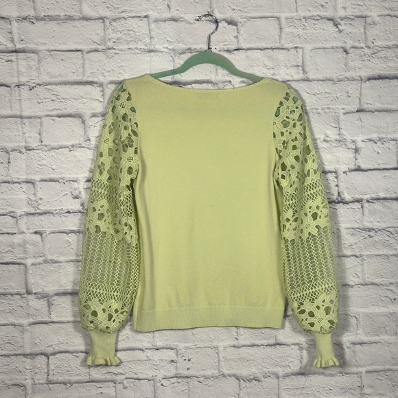 Soft Light Green Knit Sweater with Lace Sleeves - Picture 4 of 8